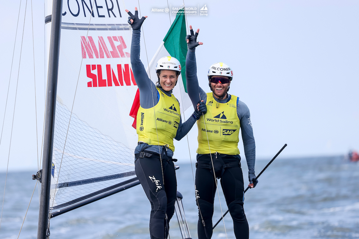 Nacra 17 Medal Race at 2023 Worlds